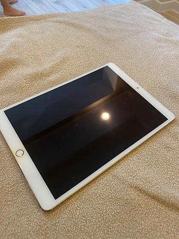 Планшеты: Планшет, Apple, память 256 ГБ, 10" - 11", Wi-Fi, Б/у, Классический цвет - Серебристый — 6