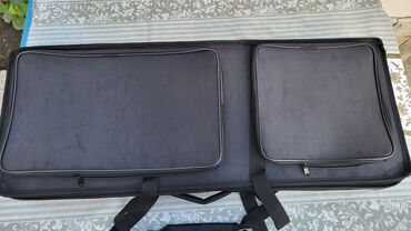 Futlyarlar, çexollar: Məhsul: Klaviatura/sintezator üçün yumşaq çanta - Rəng: Qara (daxili — 2