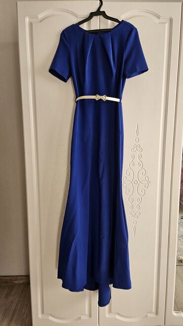 вечернее платье синее: Вечернее платье, Длинная модель, С рукавами