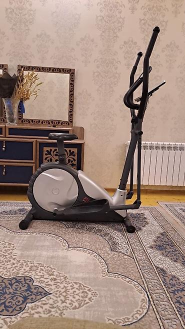 velosiped ev: Elliptik/trenajor velosiped - Kombinə edilmiş elliptik və oturacaqla — 1