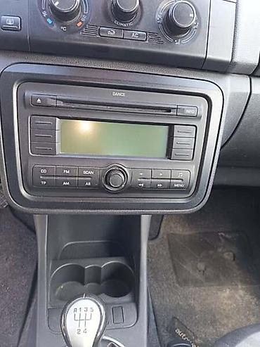 usb za auto: RADIO ZA ŠKODA FABIA | radio za skoda fabia slanje brzom postom ili — 1