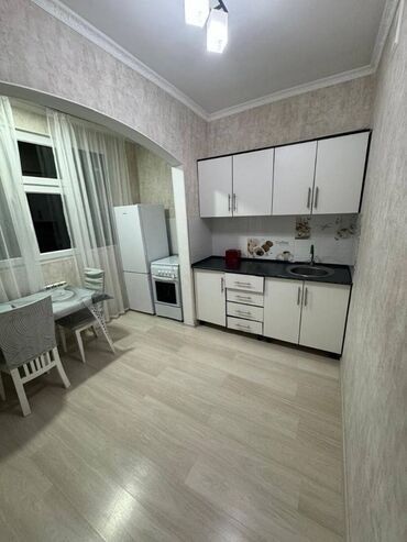 лермантова жибек жолу: 1 комната, 45 м², 106 серия улучшенная, 9 этаж, Косметический ремонт