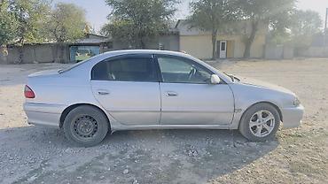 Toyota: Toyota Avensis: 2001 г., 2 л, Автомат, Бензин, Седан — 4