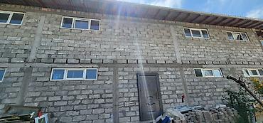 аренда дом балыкчы: 200м² ичинен 100м² гана жук, буюмдарды сактаганга беребиз. Толук — 2