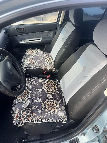 Hyundai: Hyundai Getz: 2004 г., 1.4 л, Механика, Бензин, Хэтчбэк — 9