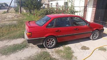 bmw 2004: Volkswagen Passat: 1988 г., Механика, Седан — 5