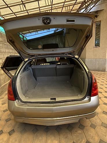 ланд круизер прадо: Nissan Primera: 2002 г., 2.5 л, Автомат, Бензин, Универсал — 4