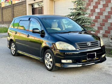 Toyota: Toyota Ipsum: 2002 г., Автомат, Бензин, Минивэн