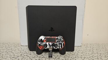 PS4 (Sony Playstation 4): Playstation 4 silm praşifka model 09.00 1 TB idela vəziyyətdə 1 ədəd