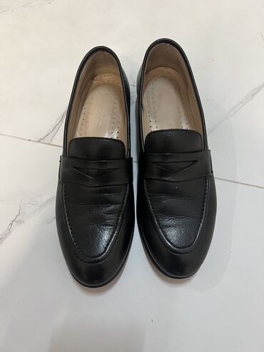 обувь кросовки: Обувь лоуферы 39 р