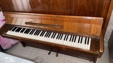 piano mahnıları: 11ci mərtəbədə piano satılır lift yoxdur Real alıcılar əlaqə saxlasın