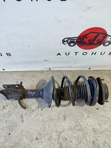 Передний амортизатор Subaru 2002 г., Б/у, Оригинал, Япония