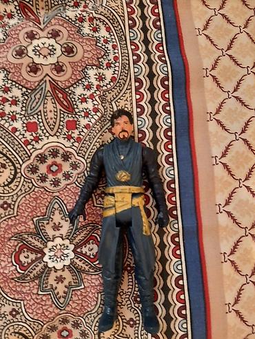 Heykəlciklər: Kolleksiya fiquru – sehrbaz temalı superqəhrəman - Təxmini hündürlük — 1