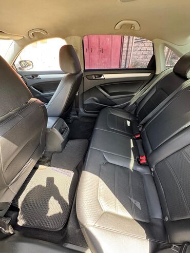 Volkswagen: Volkswagen Passat: 2 l | 2014 il Sedan — 10