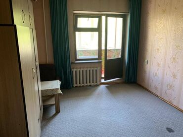 Продажа квартир: 1 комната, 32 м², Индивидуалка, 3 этаж, Косметический ремонт