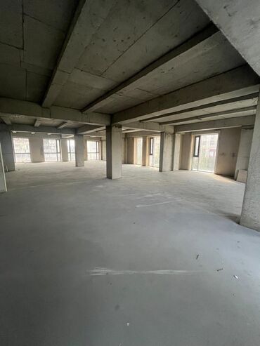 кафе муслим: Продаю Офис 260 м², Без ремонта, Бизнес центр, 6 этаж