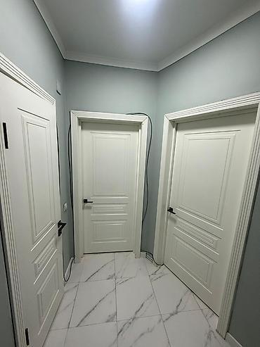 Паркинги: Парковочное место во дворе современного жилого комплекса. - Открытая — 8