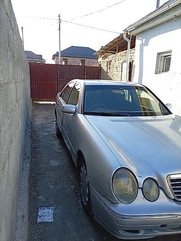 Mercedes-Benz: Mercedes-Benz E-Class: 2001 г., 2 л, Автомат, Бензин, Седан at lalafo.kg — 3 Mercedes-Benz: Mercedes-Benz E-Class: 2001 г., 2 л, Автомат, Бензин, Седан — 3