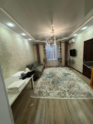 сдается квартира ахунбаева малдыбаева: 4 комнаты, Собственник, С подселением, С мебелью частично