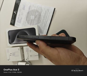 Apple iPhone: IPhone 15 Pro, Б/у, 256 ГБ, Black Titanium, Зарядное устройство, Защитное стекло, Чехол, 83 % — 6