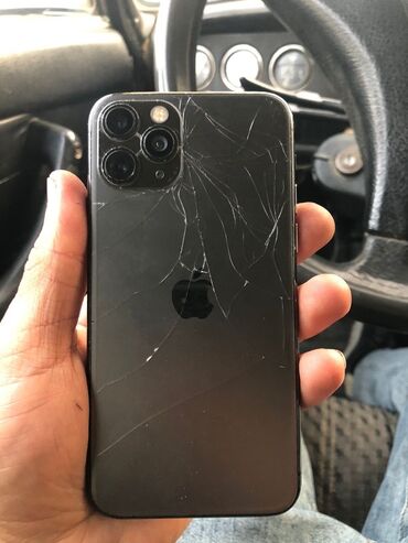 Apple iPhone: IPhone 11 Pro, 64 GB, Space Gray, Qırıq — 1