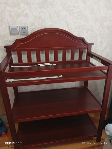 купить детский стол для учебы: Uşaq üçün taxta alt dəstəkli çarpayı masasının dəyişmə (pampers)