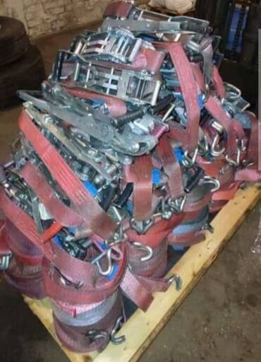 ремень часы: Стяжные ремни с храповым механизмом (ratchet) для крепления грузов. -