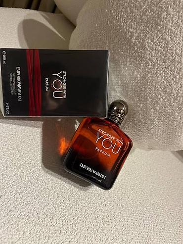sir: Na slici je Emporio Armani Stronger With You Parfum, najintenzivnija i — 2