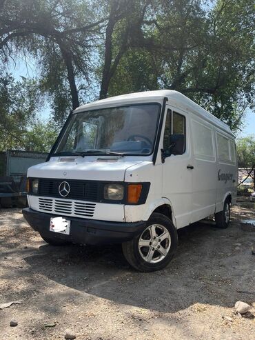 гигант мерседес: Mercedes-Benz T1: 1999 г., 2.9 л, Механика, Дизель, Фургон