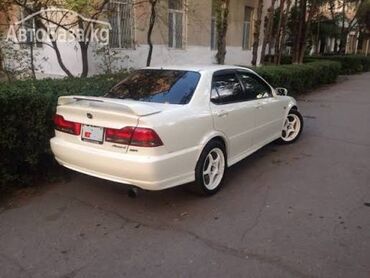 Honda: Honda Torneo: 2001 г., Седан