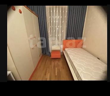 Uşaq/yeniyetmə otağı üçün mebel dəsti Tərkibi: - Tək nəfərlik çarpayı