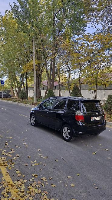 бишкек авто салон: Honda Fit: 2003 г., 1.5 л, Автомат, Бензин, Хетчбек — 3