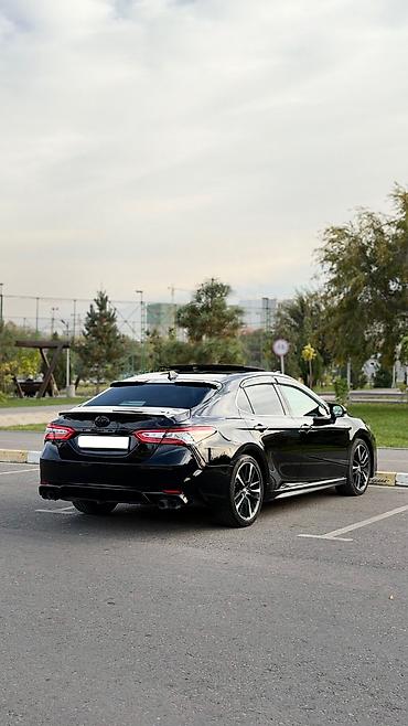 автомобиль джип: Toyota Camry: 2020 г., 2.5 л, Автомат, Бензин, Седан — 7