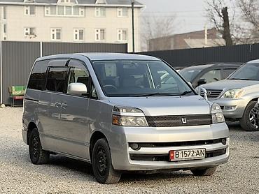 Toyota: Toyota Voxy: 2005 г., 2 л, Автомат, Бензин, Минивэн — 2