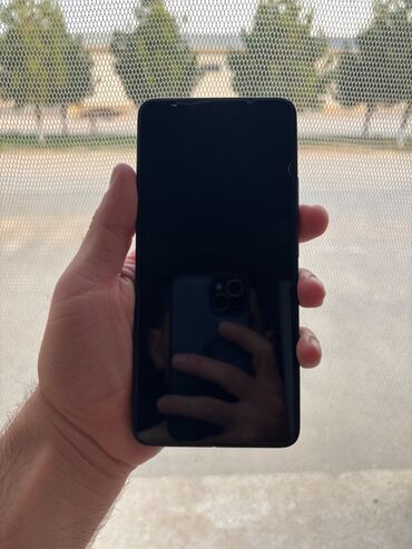 qaz üstü: Poco F6 Pro, 512 GB, rəng - Qara