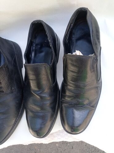зимный обувь: Мужская обувь. Б/у. Размер 40. Цена - 500 сом/шт (1 пара). Мокасины