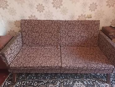 heyet ucun divan: Divan bazalidir. heyetde falan qoymaq olar. unvan hezi aslanov — 1