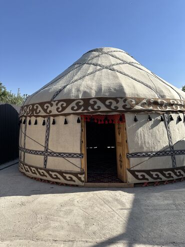 аренда настольных игр: Боз үйлөрдү ижаралоо, Каркасы Жыгач, 75 баш, Казан, Идиш-аяк, Полу менен