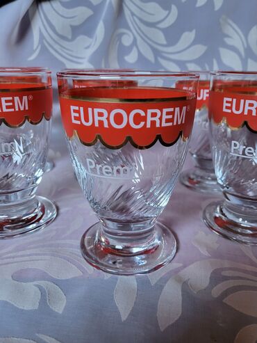 Čaše: Case nove vintaz,eurokrem. Case bez ostecenja sve na njima odsjaj na lalafo.rs — 11 Čaše: Case nove vintaz,eurokrem. Case bez ostecenja sve na njima odsjaj — 11