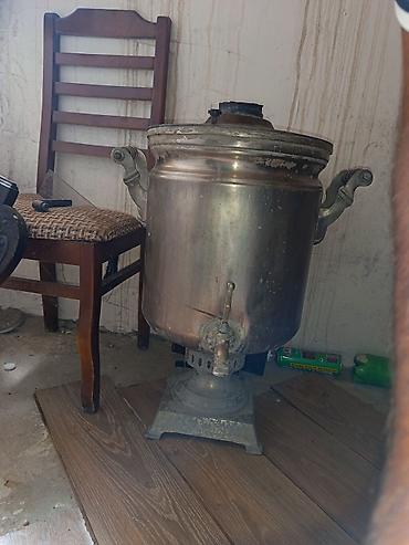 samavar boyuk: Köhnə tip samovar/qaynadıcı qazan – böyük həcmli, mərkəzi baca ilə — 7