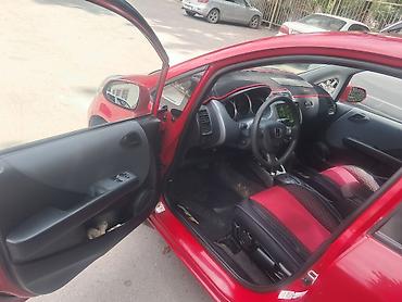 джаз авто: Honda Jazz: 2004 г., 1.4 л, Вариатор, Бензин, Хэтчбэк — 4