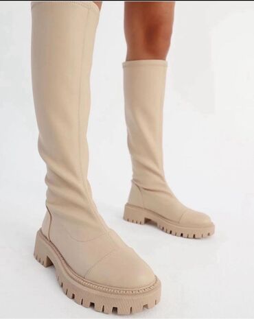 Makasin və loferlər: Çəkmə, Ölçü: 40, rəng - Bej, Yeni