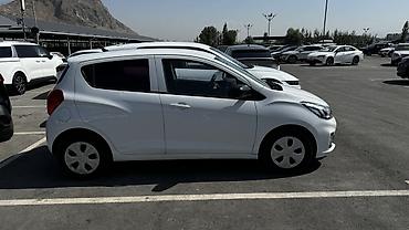 byd tang: Chevrolet Spark: 2019 г., 1 л, Автомат, Бензин, Хэтчбэк — 2