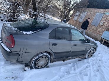 Mitsubishi: Mitsubishi Carisma: 2004 г., 1.8 л, Механика, Бензин, Седан — 4