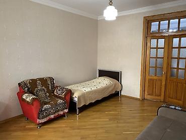Mənzillər: 🏡 Tibb Universitetinə yaxın | 5 otaqlı həyət evı | Tələbə qızlara — 1
