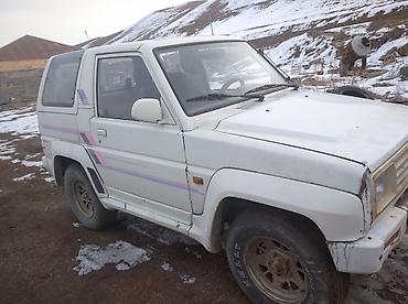 70 сом: Daihatsu Feroza: 1997 г., 1.6 л, Кол менен иштөөчү, Бензин, Жол тандабас — 6