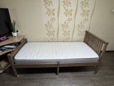 Односпальные кровати: Односпальная кровать, Новый, С матрасом, Дерево, длина - 200 см