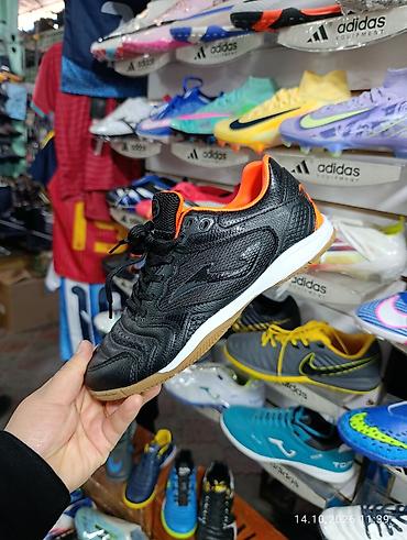 Мужские кроссовки, 34, Joma, Новый, цвет - Черный, Платная доставка