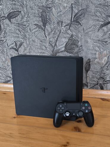 en yaxsi lazer aparati hansidir: Ps4 slim cuh-2218A (En son model) 500gb yaddaş. 1 dualshock (orginal