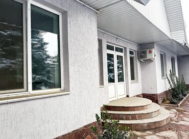 Долгосрочная аренда домов: 400 м², 9 комнат, Утепленный, Теплый пол, Бронированные двери — 1